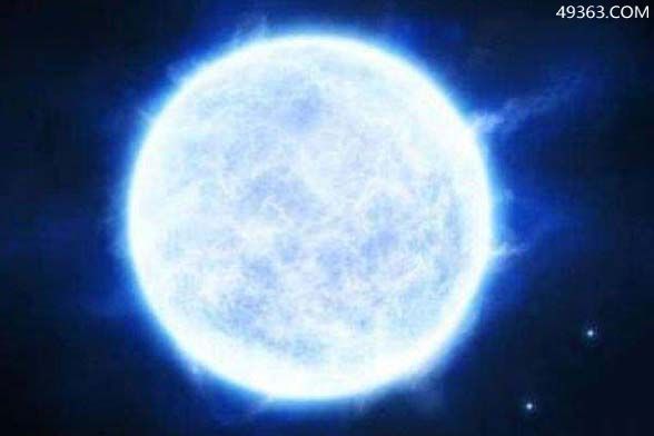 R136a1恒星光度约为太阳的870万倍