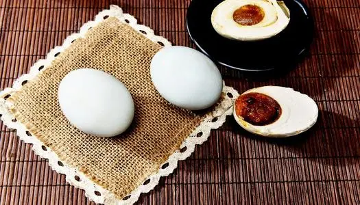 鹅蛋煮多久能煮熟，吃鹅蛋禁忌