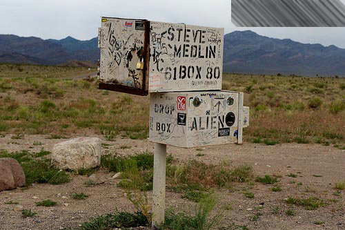 走进地球上外星人光顾最多的神秘地域（图） - 沙漠富翁 - 沙漠富翁的城堡