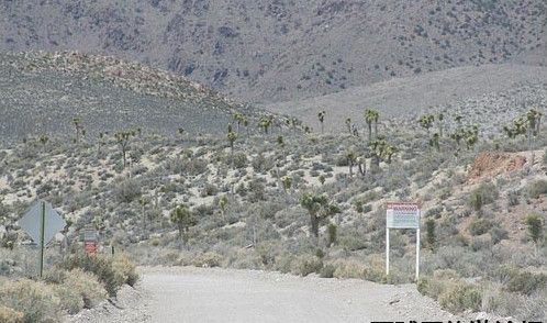 走进地球上外星人光顾最多的神秘地域（图） - 沙漠富翁 - 沙漠富翁的城堡