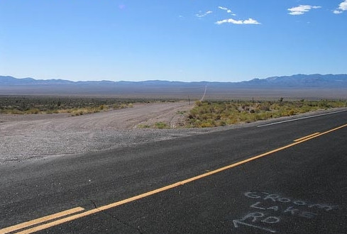 走进地球上外星人光顾最多的神秘地域（图） - 沙漠富翁 - 沙漠富翁的城堡