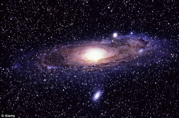 摩尔认为宇宙游能够在未来100年成为一种可能